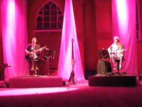 Aznar / Lebon en Santiago: Mundo Agradable