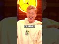 Matthy van de Bankzitters zakt door het ijs tijdens het zingen van de Titanic-soundtrack! ?? #Shorts