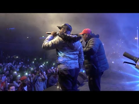 BIG SHAQ - MANS NOT HOT FT ASZNEE (LIVE PERFORMANCE)