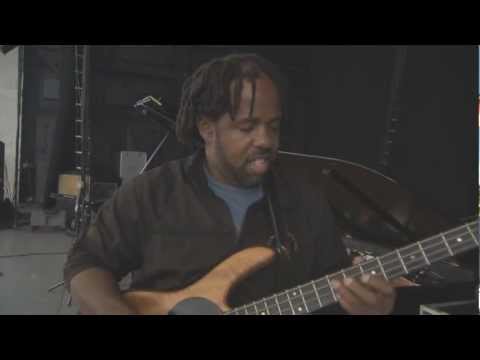 Victor Wooten bass solo