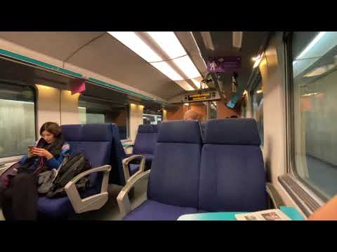 Trem suburbano Bruxelas para Bruges Bélgica dezembro de 2019