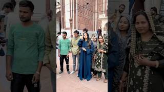 Download lagu Cewek Indonesia Jadi Seleb Dadakan di India! 😳🇮🇳” mp3