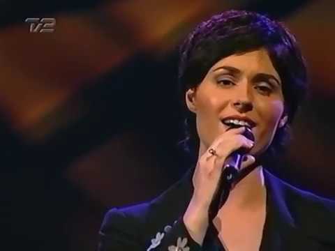 Sissel Kyrkjebø - Det hev ei rose sprunge (Lo, How a Rose E'er Blooming) - 1997