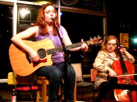 Memphis Dawls: Hole in your side