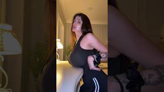 Download lagu don't look at my dream boss Julia tica #iuliatica #Juliatica mp3