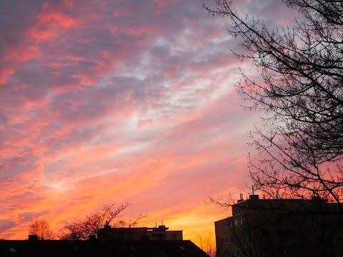 Painting clouds and skies with acrylic paints