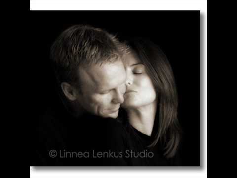 Amira Medunjanin Stade se cvijece rosom kititi