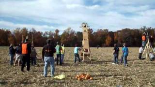 preview picture of video 'Shiloh Seventh Day Baptist Giant Pumpkin Slingshot'
