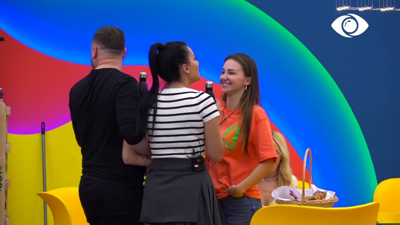 A mendon që do dashurohesh brenda shtëpisë?/Ronaldo dhe Efi intervistojnë Kiarën