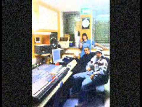 BINKAT BURASI HOOD 2008