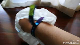 How to Easily Remove Your Music Festival Wristbands Without Cutting or Injury