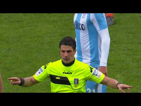 L' espulsione di Berardi - Giornata 26 - Serie A TIM 2017/18