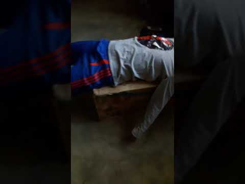 El cochino larry😂😂😂