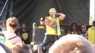 Pepper - Point and Shoot (HD) - Live at Warped Tour 2011 (Darien Lake) 7/12/11
