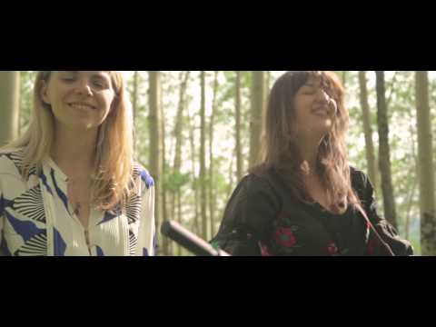 Kristin Andreassen, Aoife O'Donovan & Sarah Jarosz - "Simmon" // The Bluegrass Situation