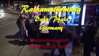 preview picture of video 'Rathausstürmung KVE-Elwetritsche Dahn/Pfalz Germany 11.11.2014 Clip 2/8'