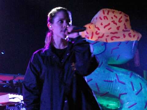 19/20 Tegan & Sara - Walking With A Ghost @ Town Ballroom, Buffalo, NY 7/29/17