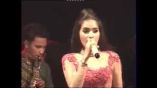 Download lagu Familys Kesepian Voc.Yusnia Zebro mp3 Download lagu Familys Kesepian Voc.Yusnia Zebro mp3