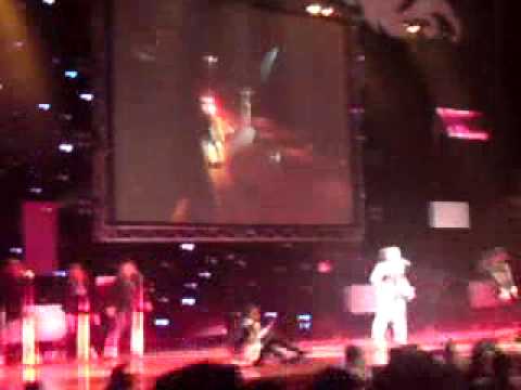 Tata Young 'Ready For Love' @ Hot Awards