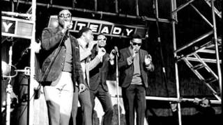 Four Tops &quot;Shake Me Wake Me (When It&#39;s Over)&quot;  My Extended Version!!