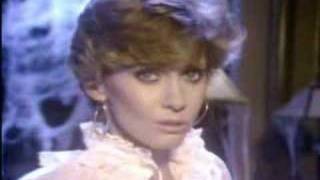 Olivia Newton John Hopelessly devoted to you Video