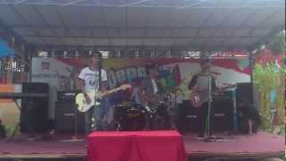 preview picture of video 'UPPER PAPER   Tonight @Depok Fantasy Waterpark'