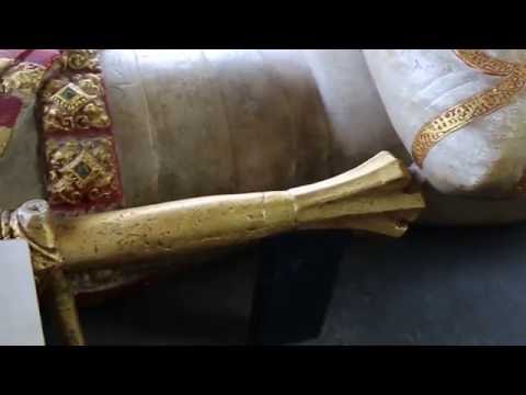 Capwell & Easton: Longswords on English knightly effigies