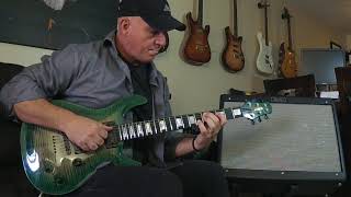Video thumbnail for Carvin CT6 Kiesel Emerald Burst & Fender Hot Red DeLuxe by Brazza Guitar channel
