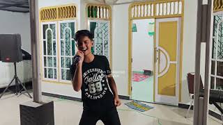 Download lagu World Recession Cover by Fahri Alghani RPK, Those Who Don't Like Rockdut Will Love It When It's T... mp3