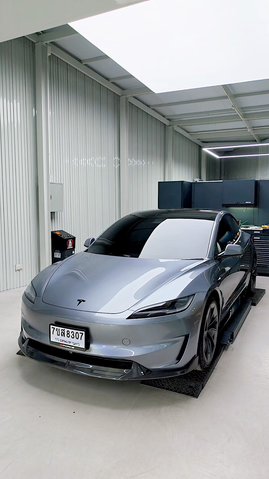 ชุดแต่ง ADRO Tesla Model 3 Highland ที่ G-FORCE