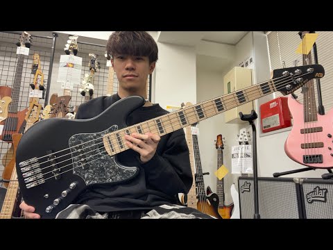 Anaconda Basses / Ultra J5 Essence - Satin Black【Test Play】