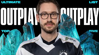 Bjergsen REACTS to the most ICONIC Outplays of All Time | Ultimate List