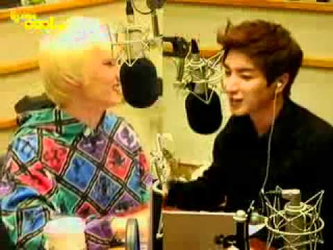 111111 Eunhyuk & Leeteuk singing ROMANTIC songs!! @ Sukira KTR (SUPER JUNIOR)