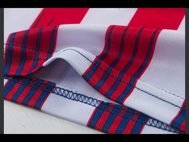 Vídeo relacionado con ATLETICO DE MADRID Camiseta PERSONALIZABLE Primera equipación Réplica Oficial - Talla Niño (8 Años)