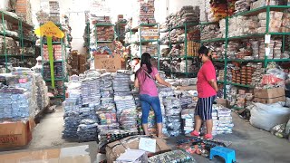 Download lagu Shopping for Toys 1000 and 2000 mp3 Download lagu Shopping for Toys 1000 and 2000 mp3