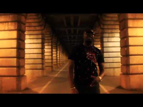 Six Coups Mc - Un Pied Dans La Lumière (Clip Officiel)