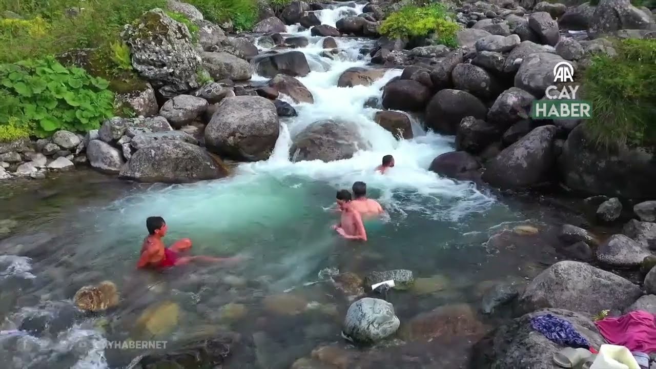 Rize'nin doğal güzelliğiyle öne çıkan yaylaları havadan görüntülendi