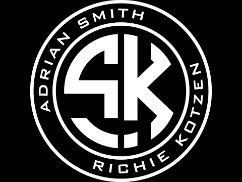 Someone made a surprise appearance on stage with us last night...