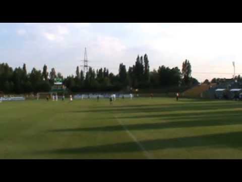 Doping kibiców Rozwoju na meczu Rozwój Katowice - UKP Zielona Góra