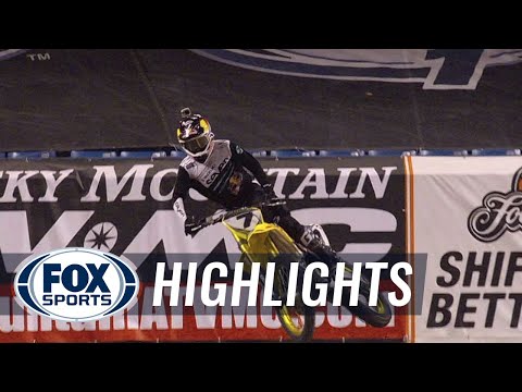 James Stewart Makes Incredible Comeback for 49th Win - Toronto Supercross 2014