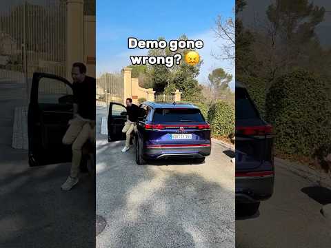 Remote Parking in the VW Tayron! 🅿️ℹ️