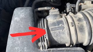 Mass Air Flow (MAF) Sensor Pontiac Torrent 3.4L 2006-2009 Location and Replacement