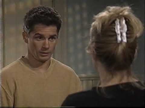 AJ apologizes to Carly