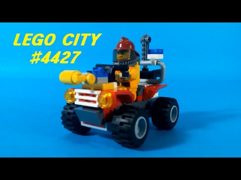 Vidéo LEGO City 4427 : Le 4x4 des pompiers en foret