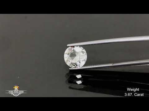 White Sapphire 3.67ct.On-Demand video