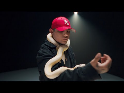 ElReghosg - Menos Amigos (Video Oficial)