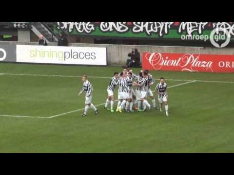 NEC haalt flink uit tegen Achilles