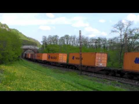 LA STROMBAZZATA DELLA E.484-104 OCEANOGATE IN TRANSITO CON CONTAINERS A RIGOROSO.(AL) 15 - 4 - 2017