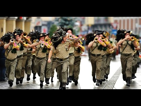 FLIK FLOK - La Fanfara dei BERSAGLIERI - Italian military march { HQ best quality music } ᴴᴰ
