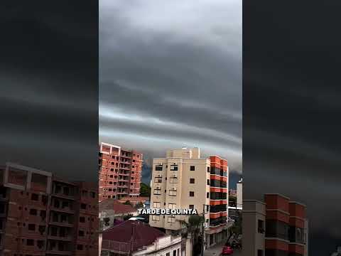 ⛈️🚨Vejam só a impressionante #tempestade se aproximando da cidade de #Alegrete, no #riograndedosul